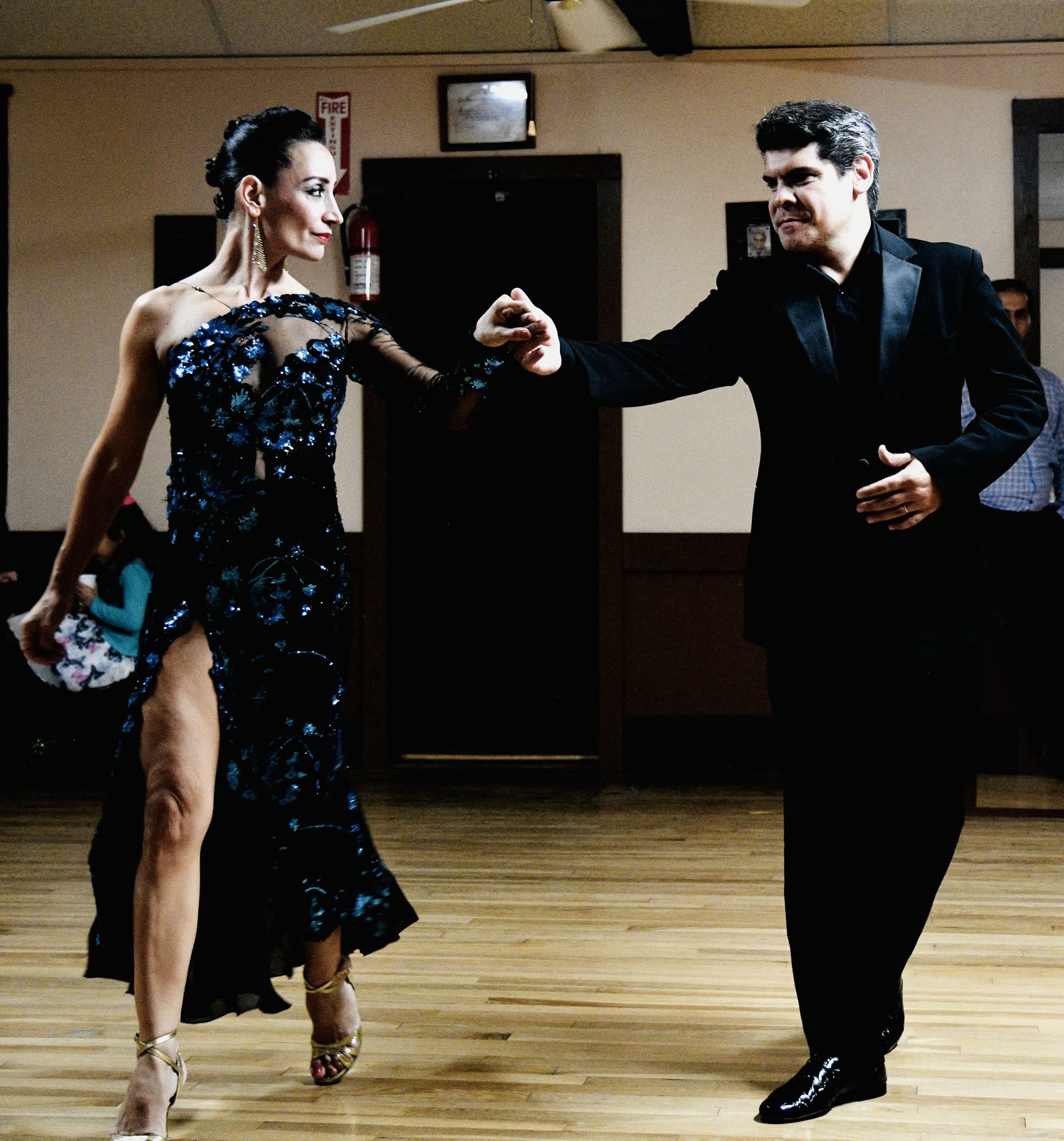 Performed by Adrian Veredice and Alejandra Hobertfor Argentine Tango Society, USA Memphis