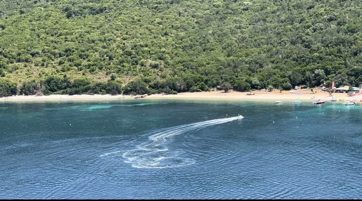 希腊之行一瞥：海岸风光