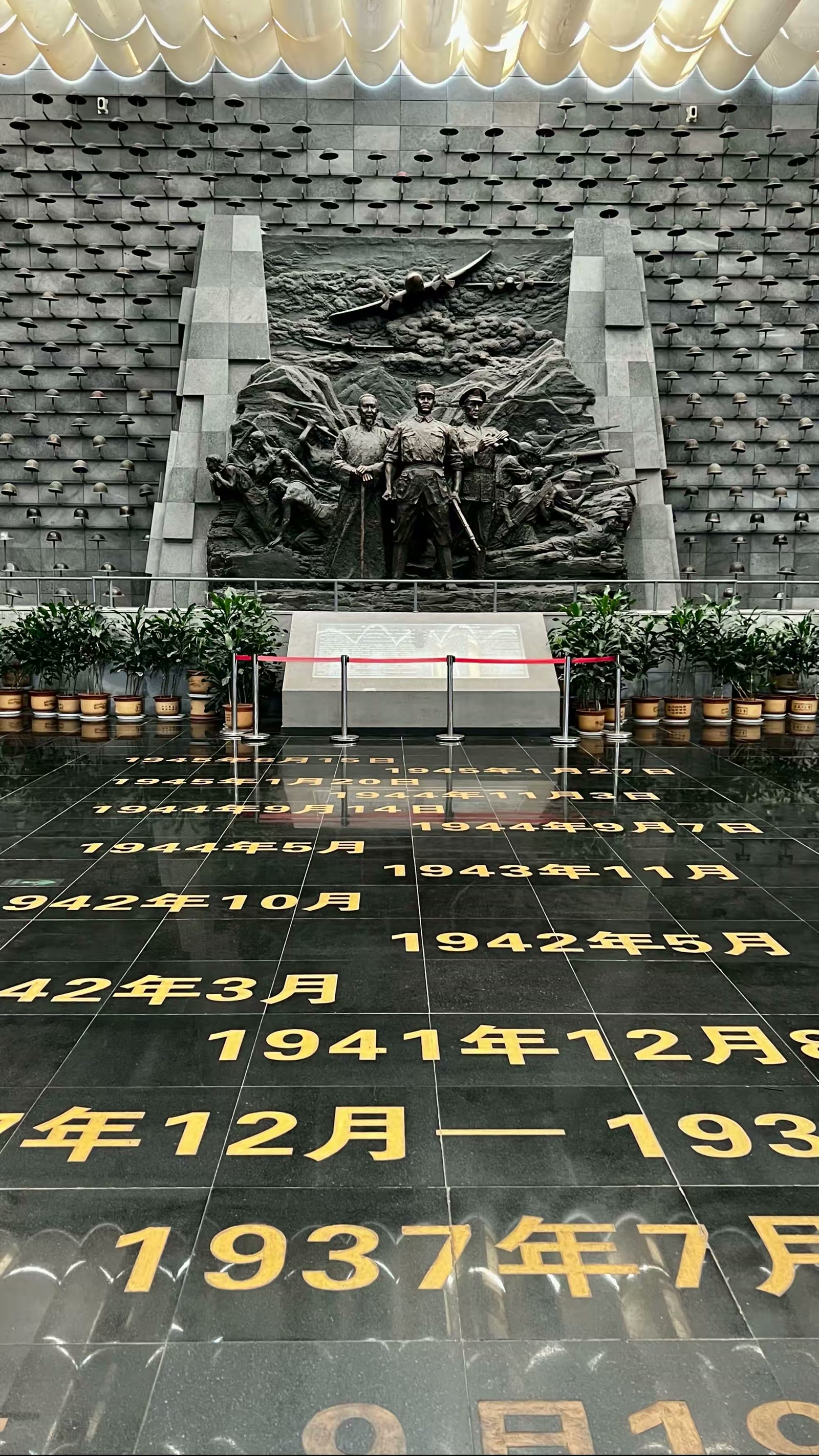 腾冲国殇墓园一瞥