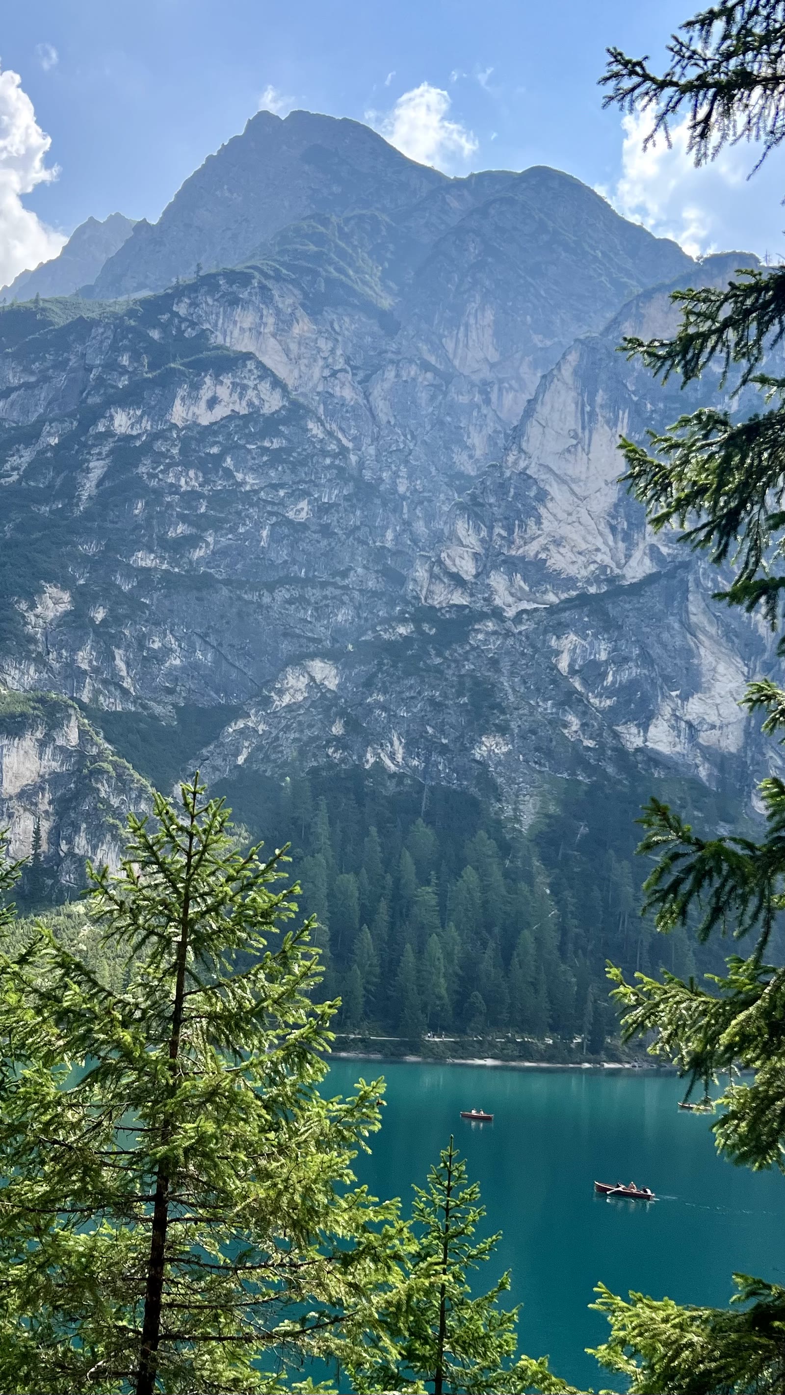 意大利多洛米蒂的高山湖泊