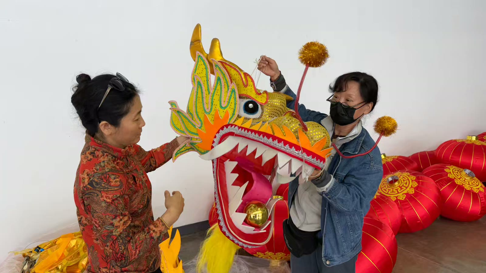 新年庙会的志愿者们小记