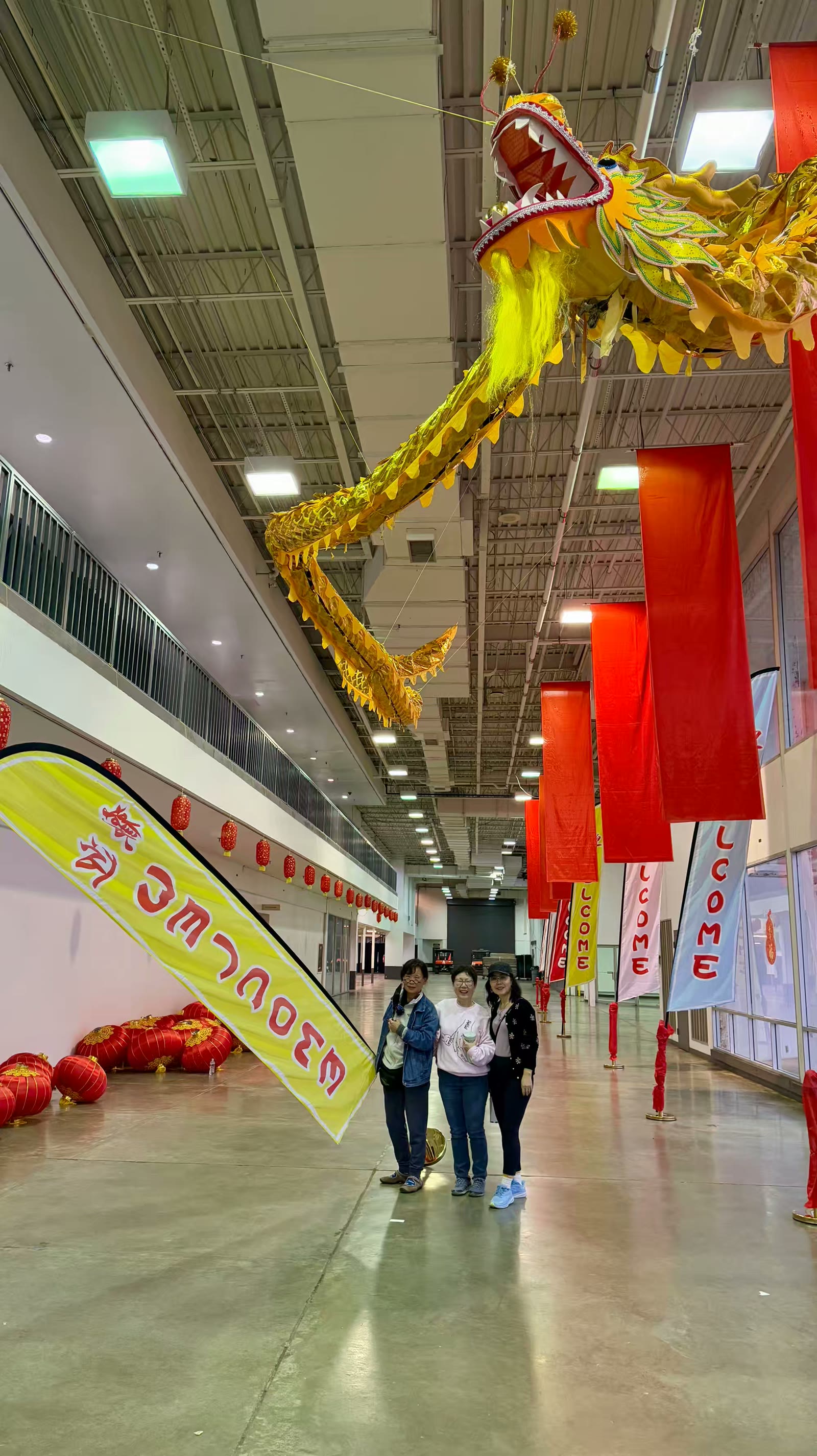 新年庙会的志愿者们小记