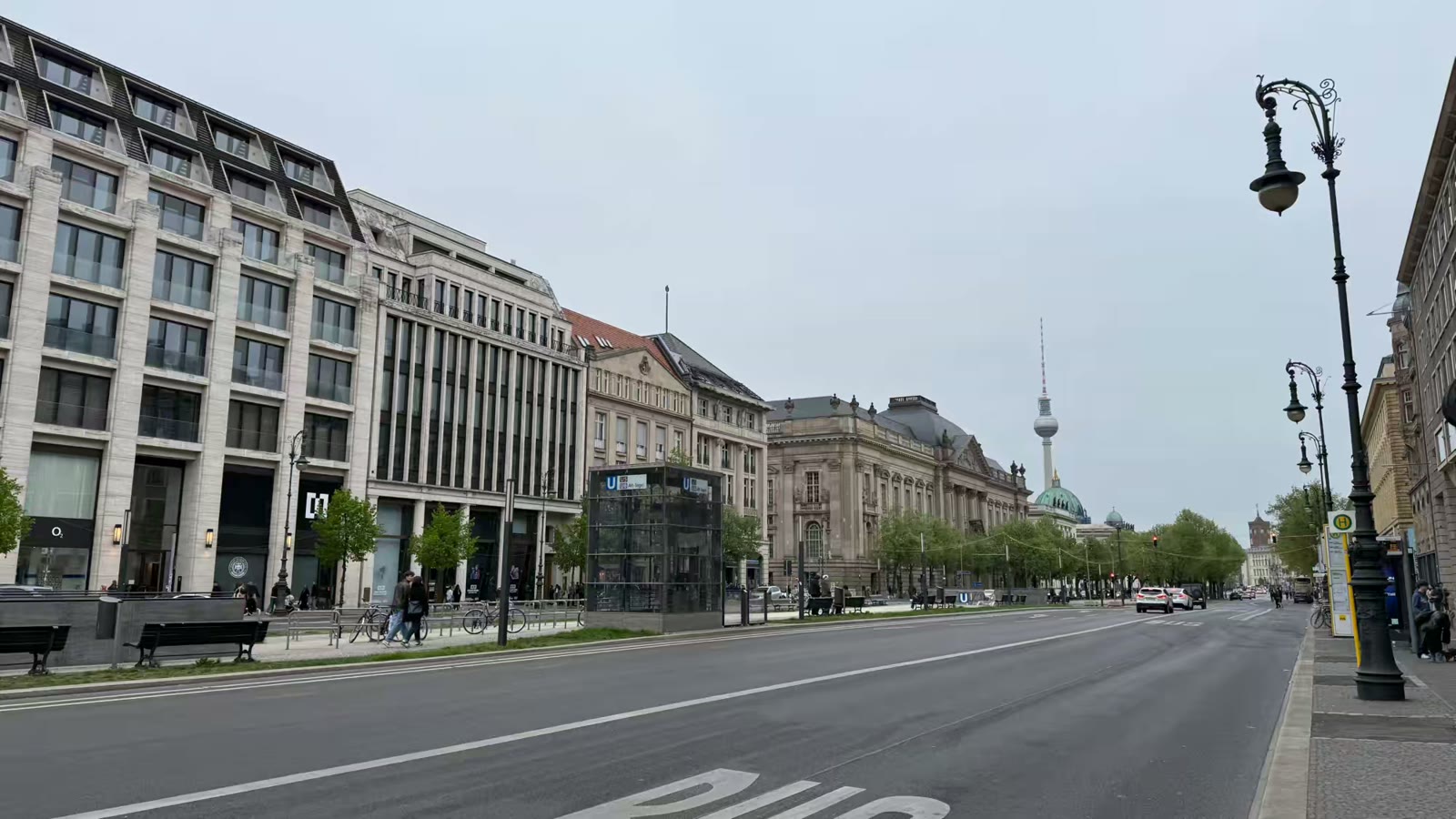 中欧四城漫步行 街头巷尾皆是景