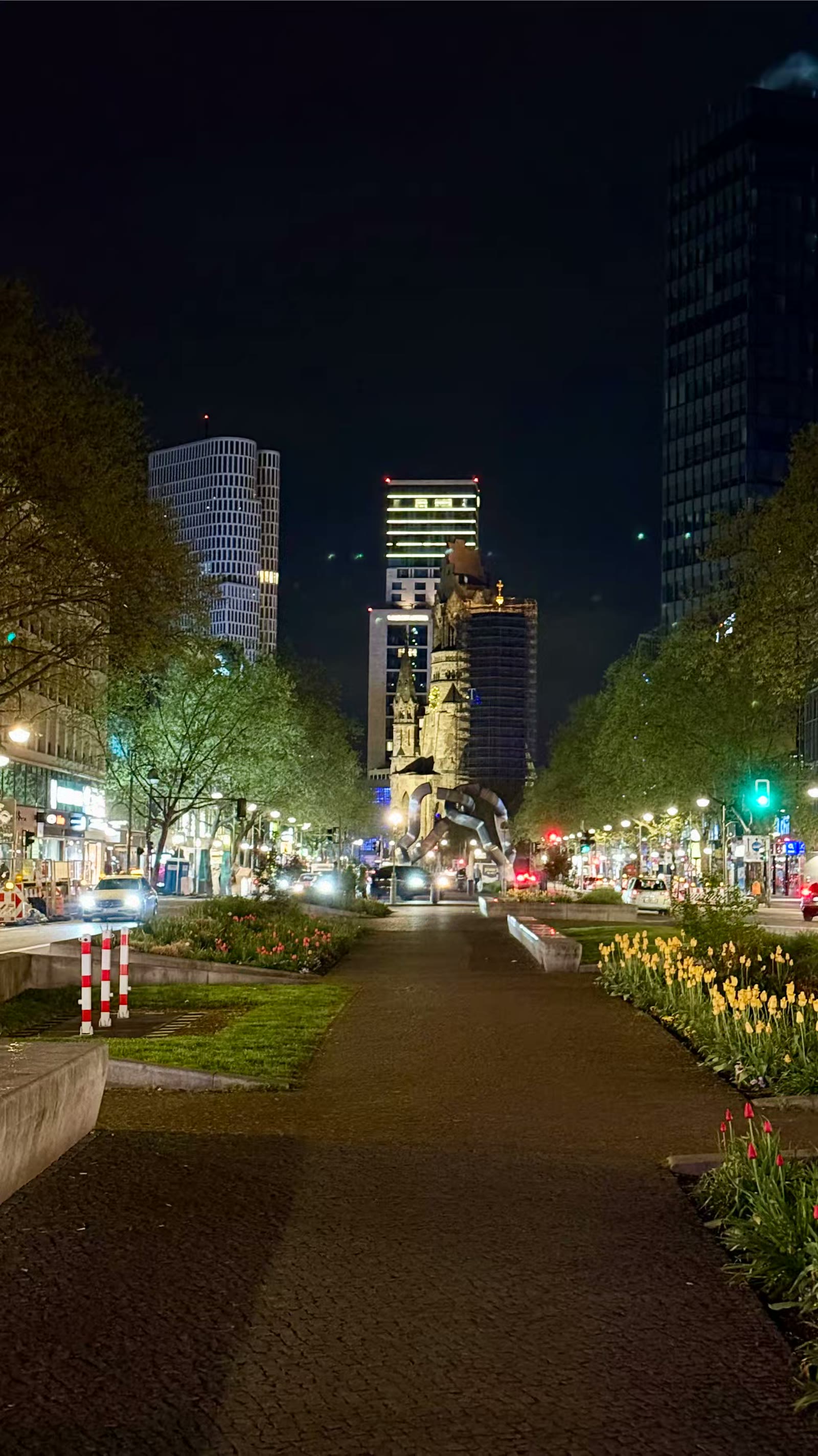 中欧四城漫步行 街头巷尾皆是景