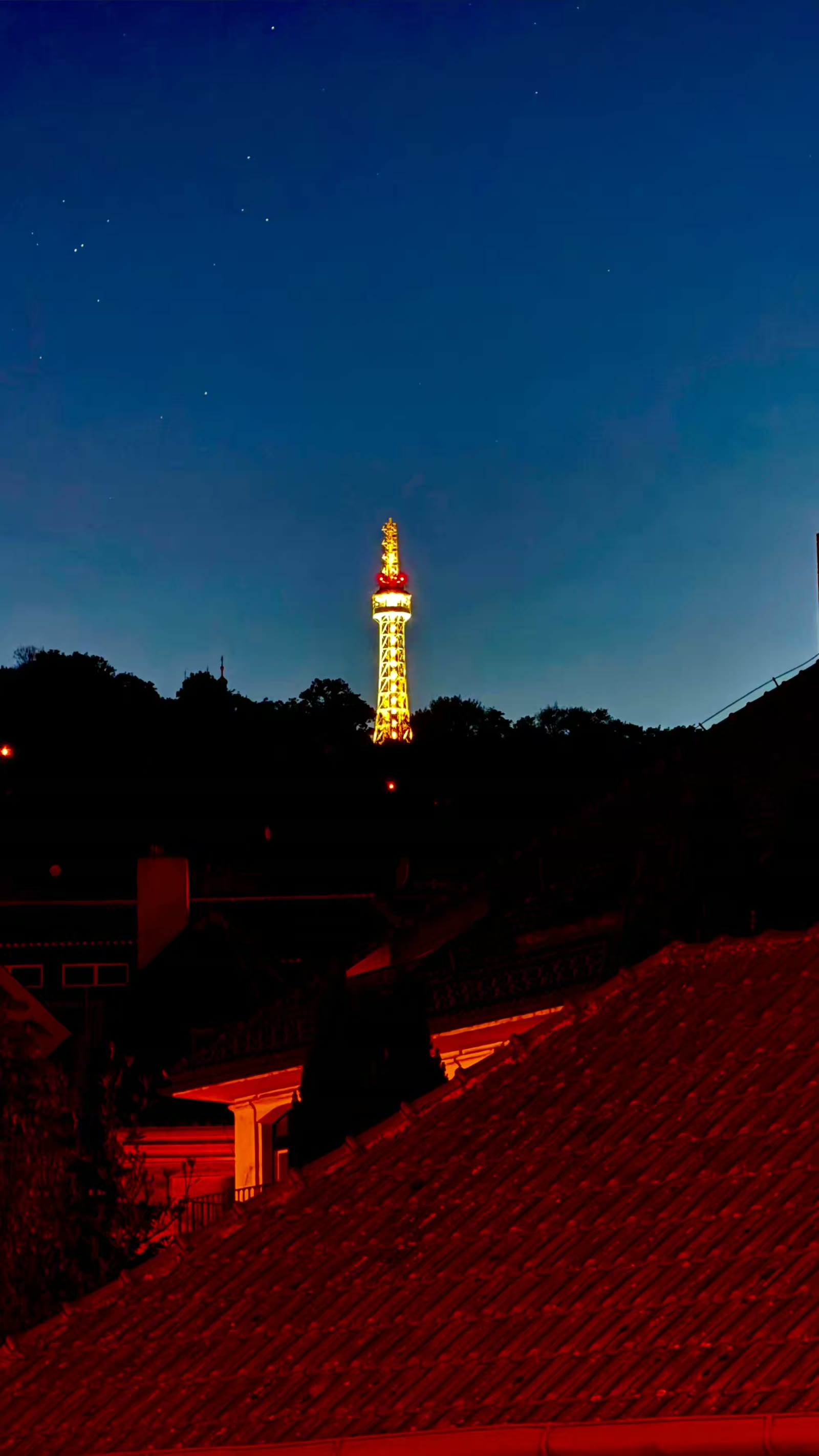 中欧四城漫步行 街头巷尾皆是景