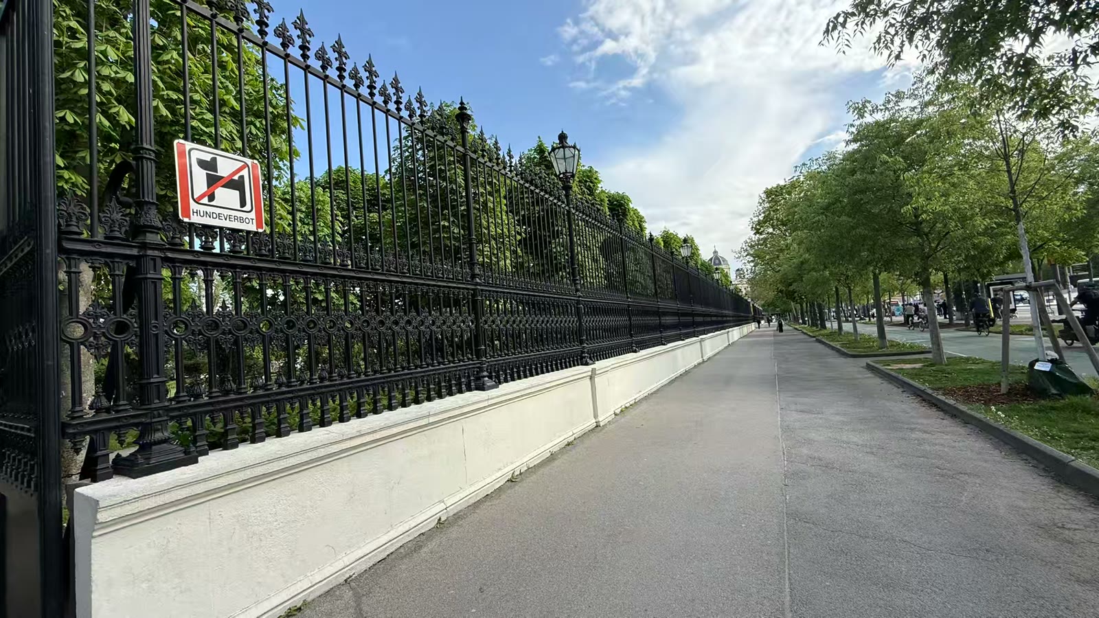 中欧四城漫步行 街头巷尾皆是景