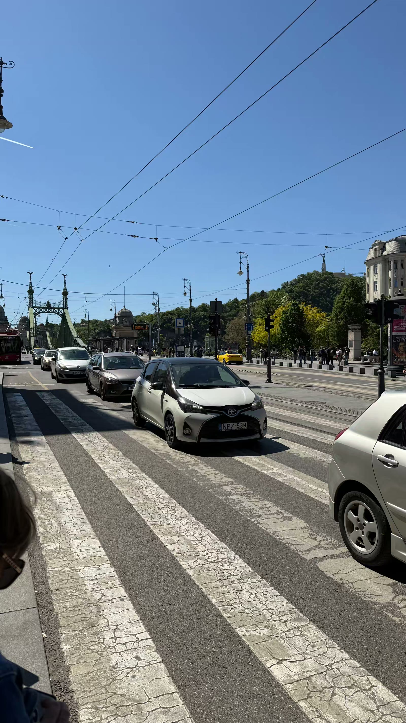 中欧四城漫步行 街头巷尾皆是景