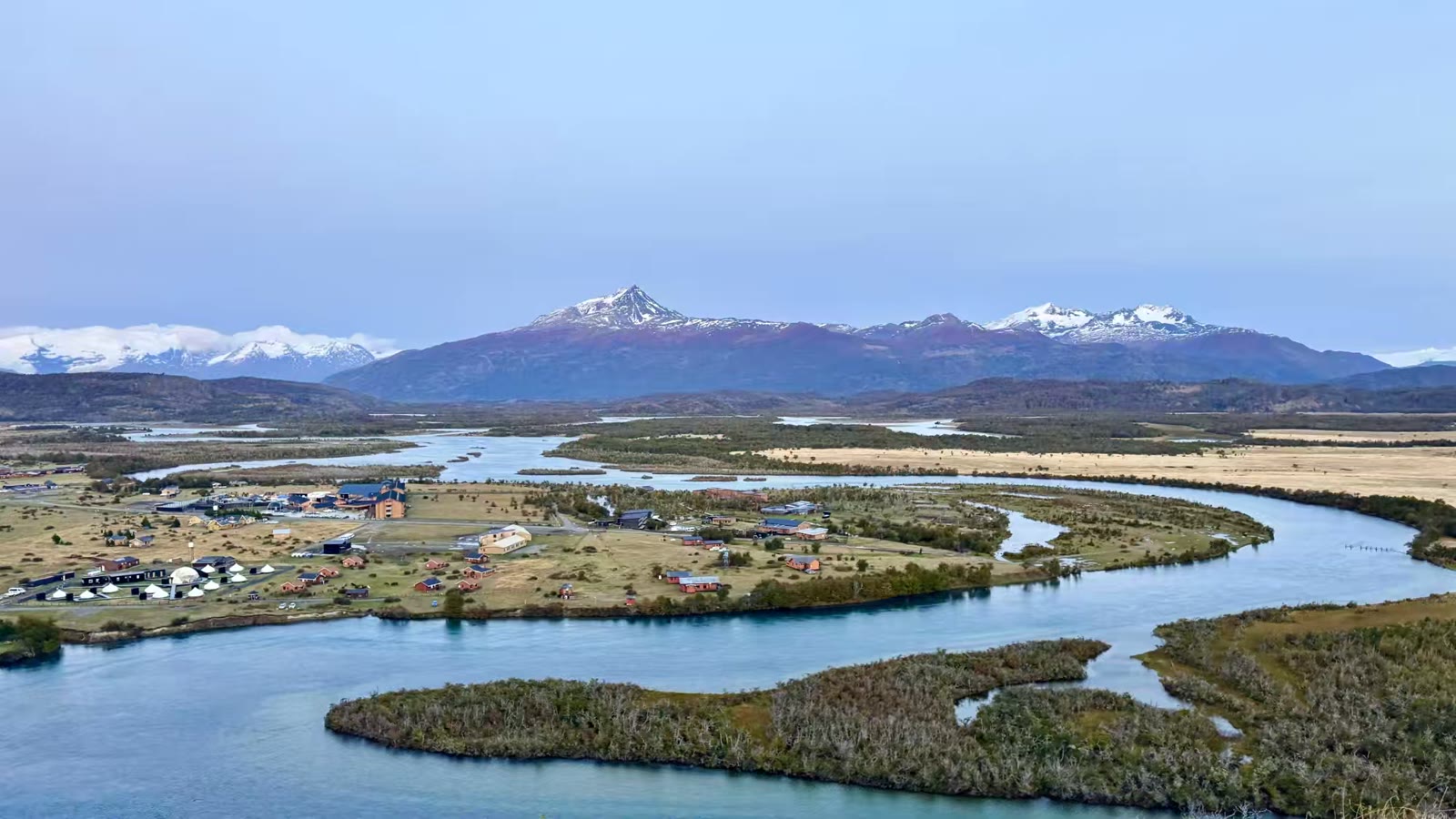 在塞拉诺河观景台(Mirador Rio Serrano)拍的照片。