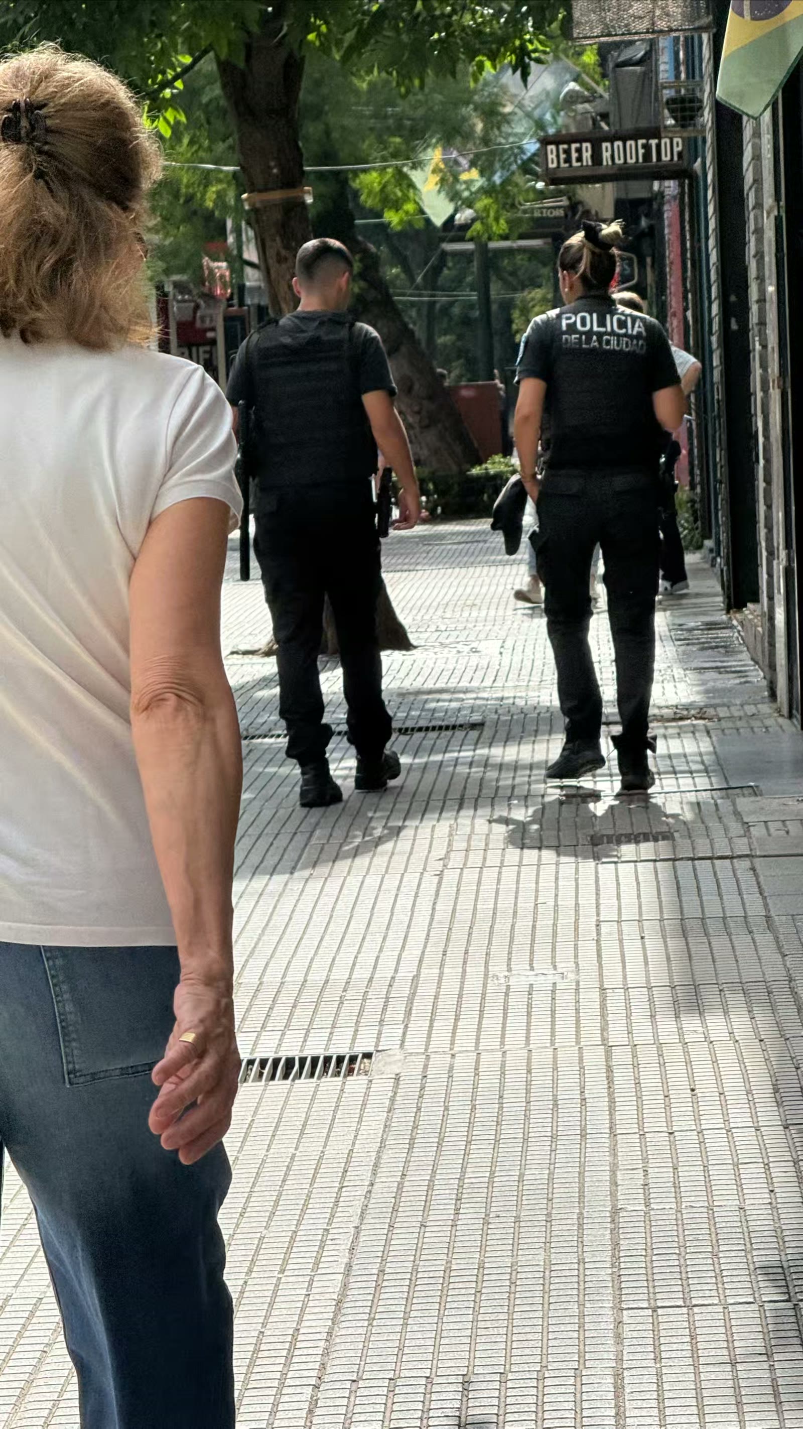 布宜诺斯艾利斯街头一瞥