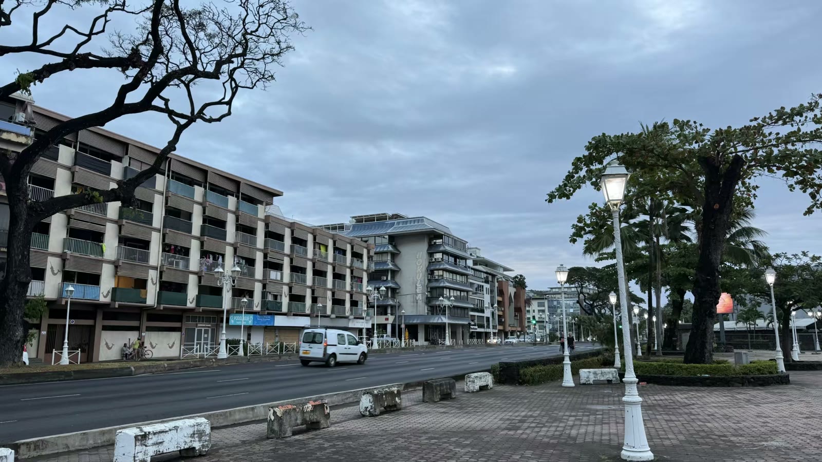 第八天：返回大溪地