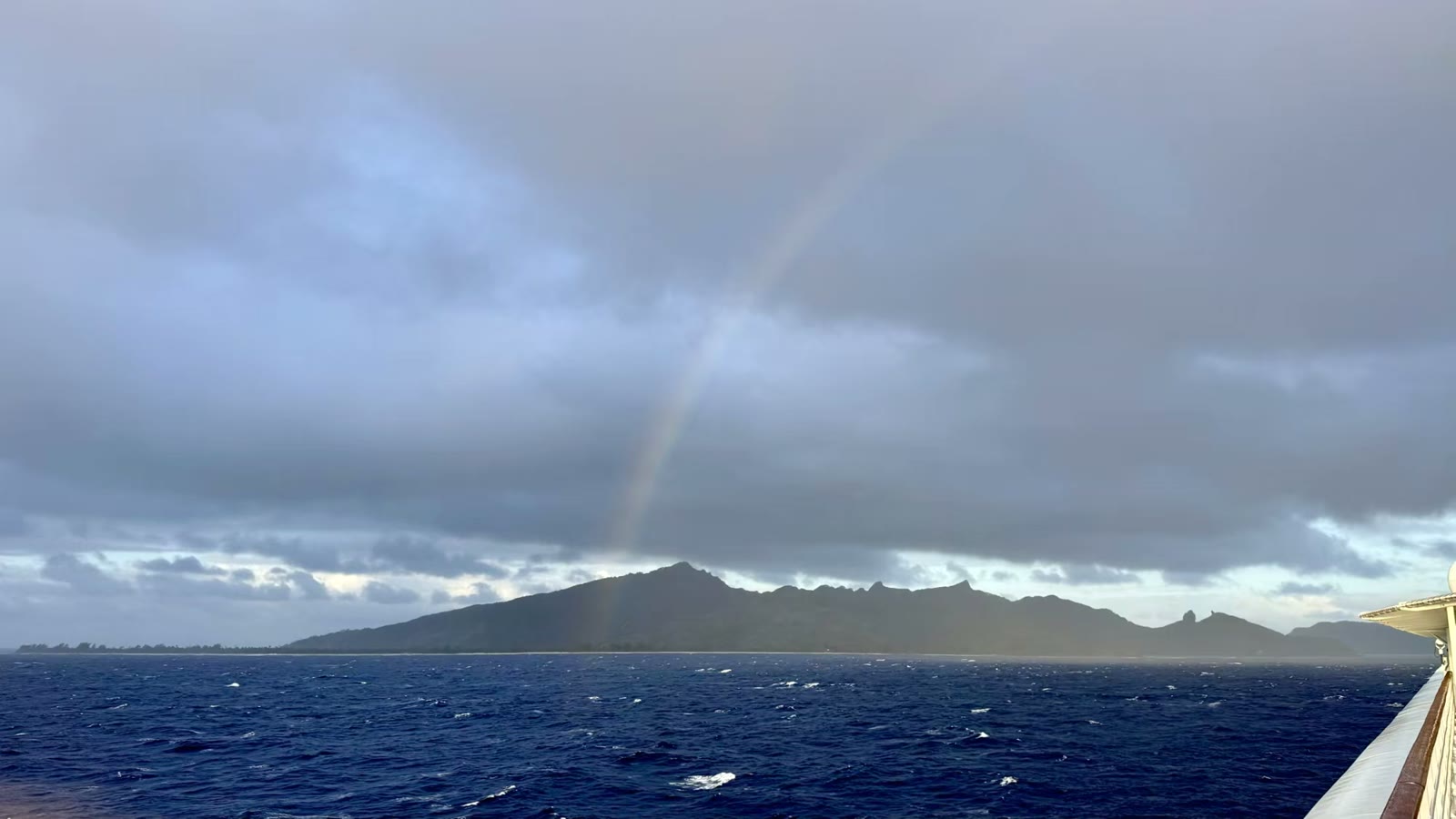 第二天:胡阿希内岛(Huahine)