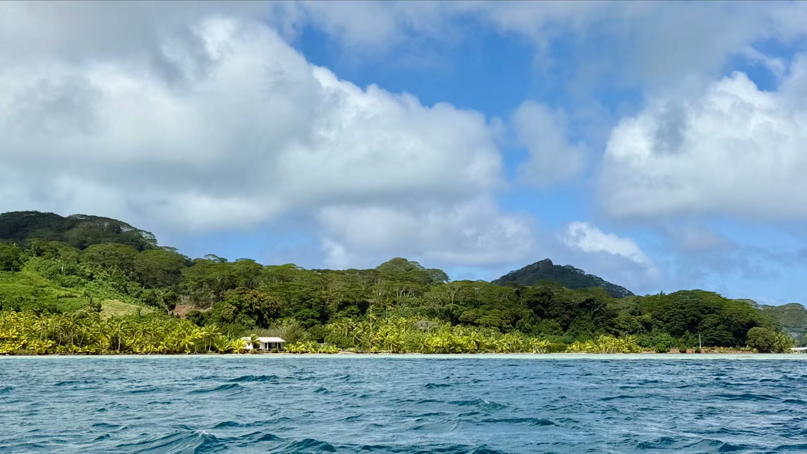 第二天:胡阿希内岛(Huahine)