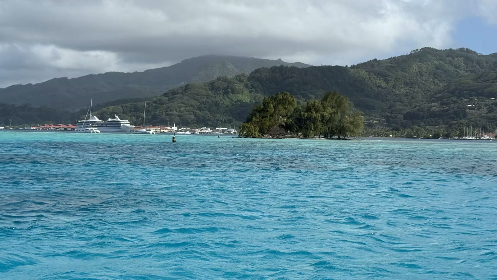 第三天：若伊雅提岛(Raiatea)