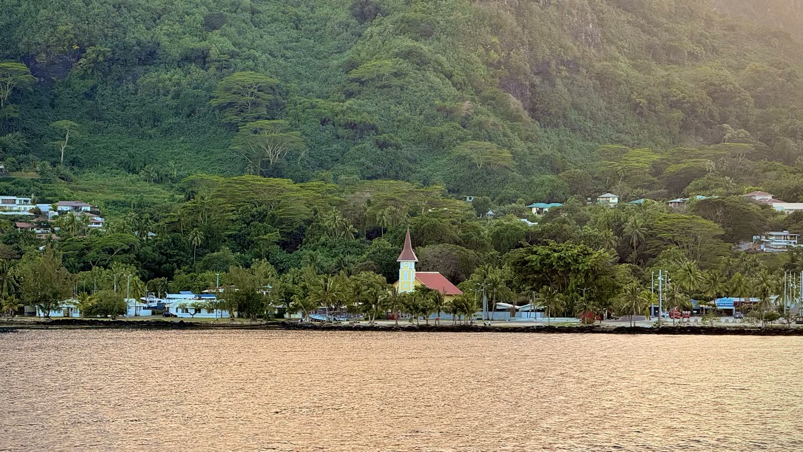 第六天： 波拉波拉岛（Bora Bora）