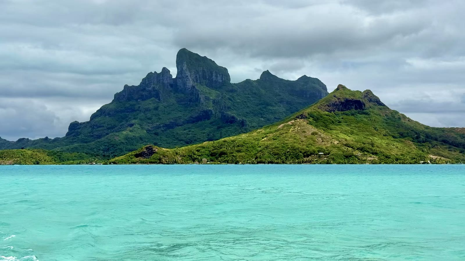 第六天： 波拉波拉岛（Bora Bora）