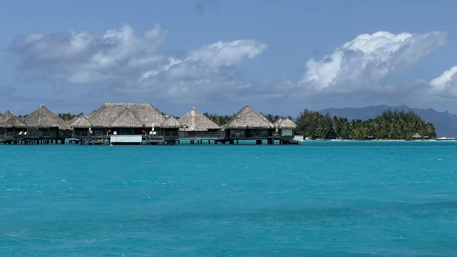 第六天： 波拉波拉岛（Bora Bora）